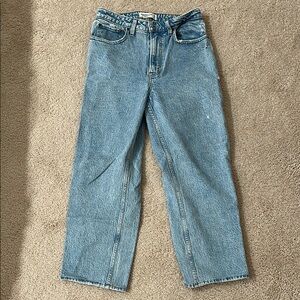 Abercrombie The 90’s Relaxed Jean Curve Love